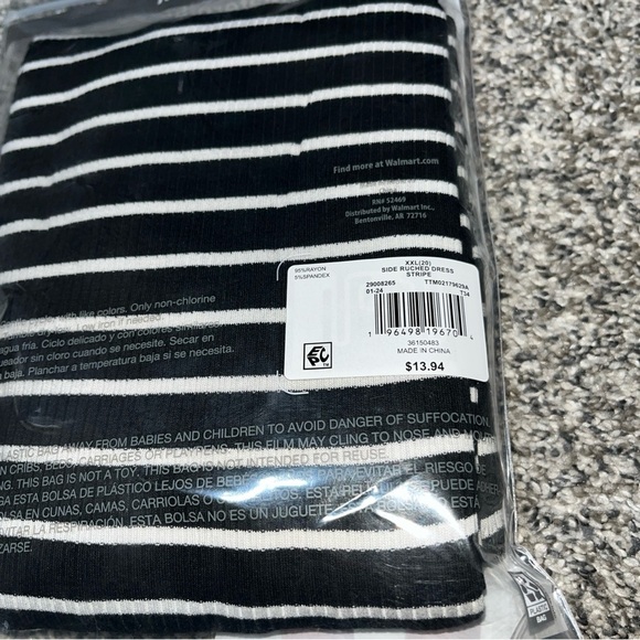 Time and Tru Women’s Maternity Ruched Dress Short Sleeve-STRIPE-2XL (20) - Picture 4 of 5